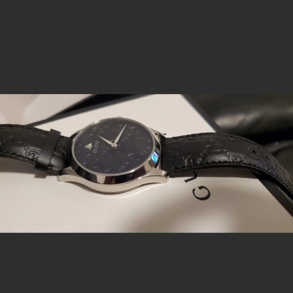 Gucci Silver BEZEL BLACK FACE LUXURY ⌚️ WATCH WATCH - Picture 4 of 5